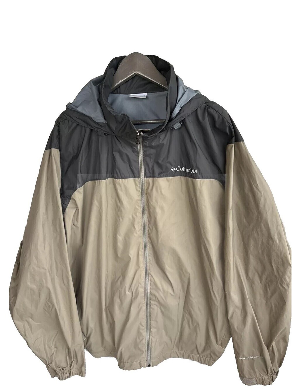 Columbia Jacket Mens XL Beige Grey Long Sleeve Zip Up Omni Wind Block Outdoor.